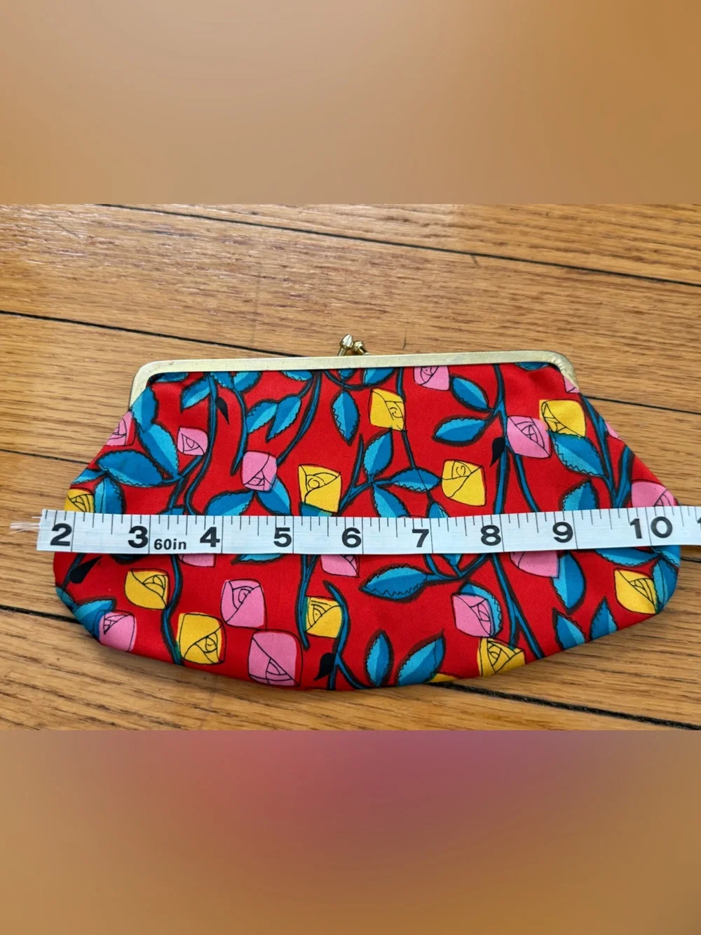 Vintage Red Floral Print Frame Clutch Wallet - Women's Accessory